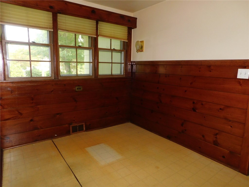 50 Katama Road Pawtucket, RI 02861 - Photo 21 of 39 Gallery Image 21