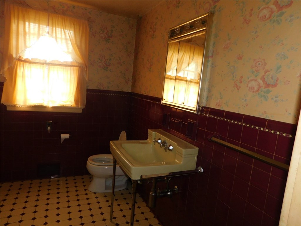 50 Katama Road Pawtucket, RI 02861 - Photo 29 of 39 Gallery Image 29
