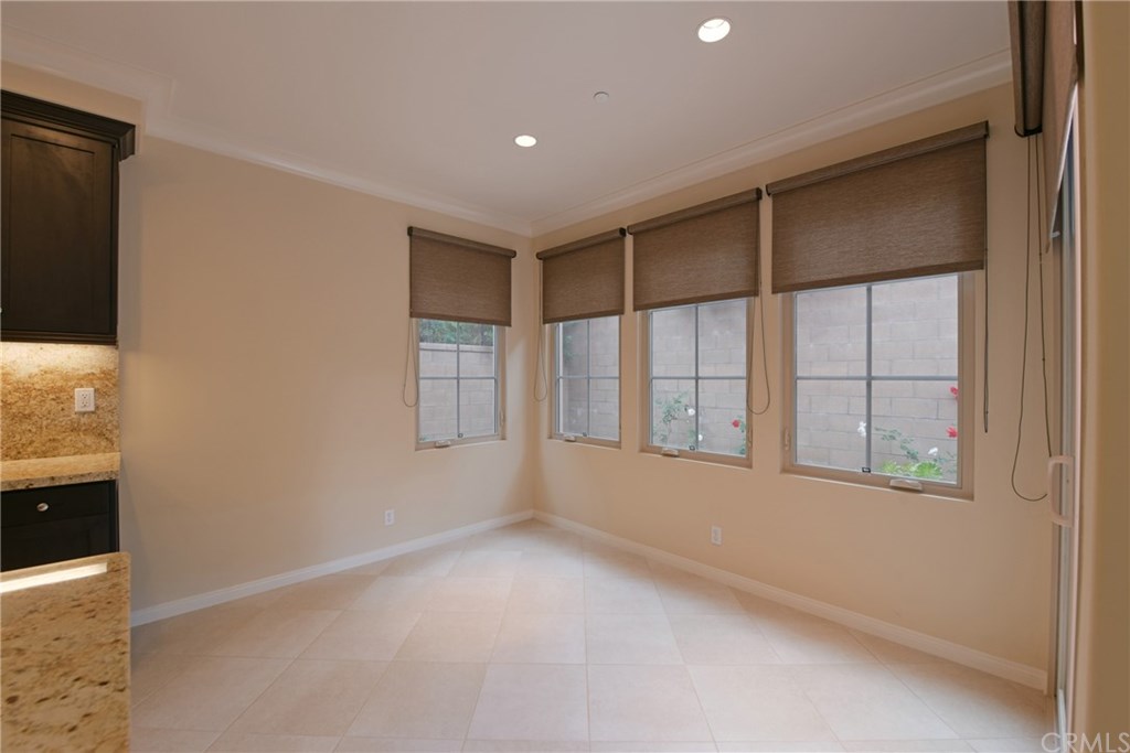 47 Bianco Irvine, CA 92618 - Photo 12 of 37