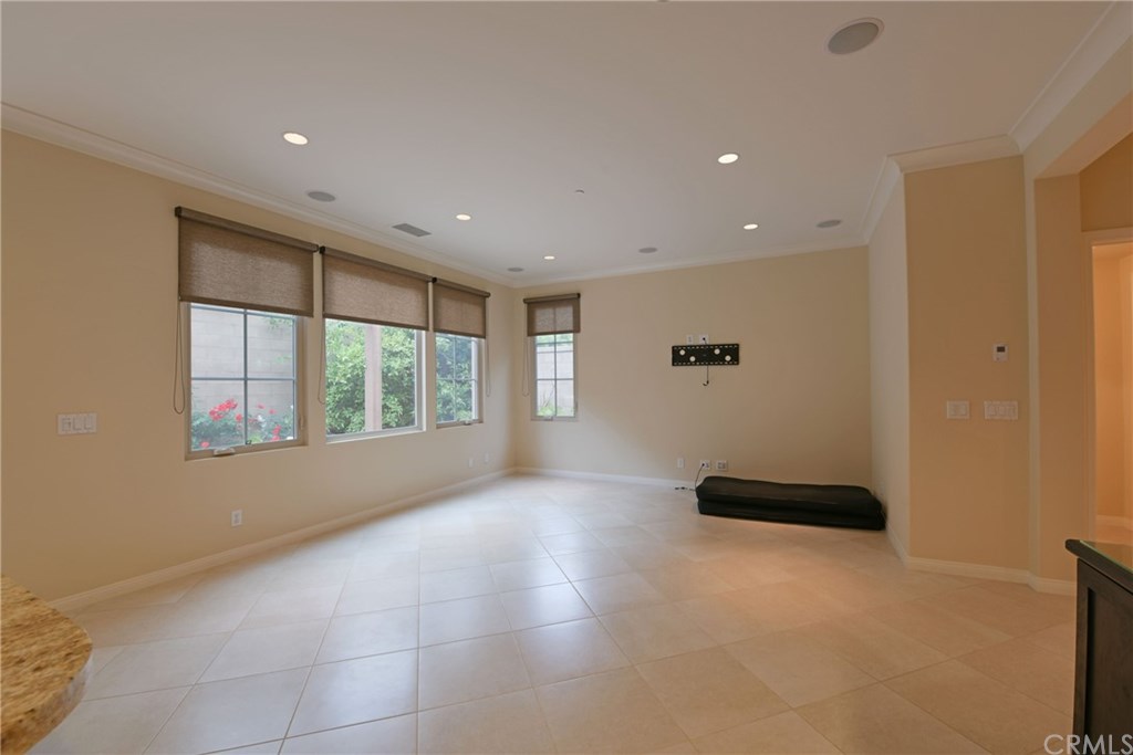 47 Bianco Irvine, CA 92618 - Photo 21 of 37