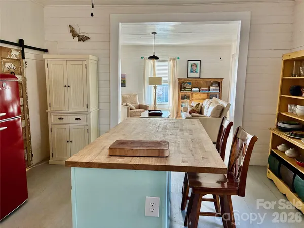 $189,900 | 1203 Old Union Road, Lockhart, SC 29379