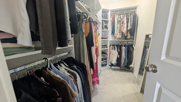 $3,200 | 29-w730 Cambridge Court, Unit 730, Warrenville, IL 60555