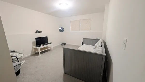 $3,200 | 29-w730 Cambridge Court, Unit 730, Warrenville, IL 60555