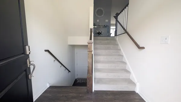 $3,200 | 29-w730 Cambridge Court, Unit 730, Warrenville, IL 60555