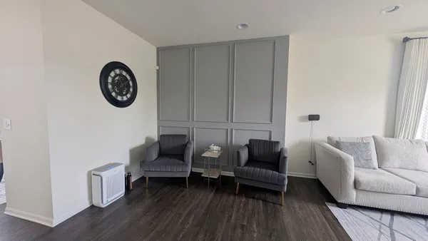 $3,200 | 29-w730 Cambridge Court, Unit 730, Warrenville, IL 60555