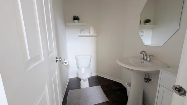 $3,200 | 29-w730 Cambridge Court, Unit 730, Warrenville, IL 60555