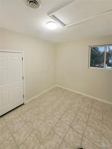 $417,500 | 5457 Mild Drive, Oakville, MO 63129