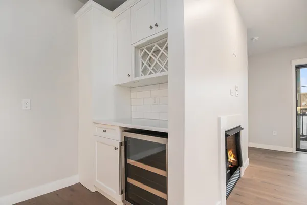 $739,000 | 201 South Bend Avenue, South Bend, IN 46637