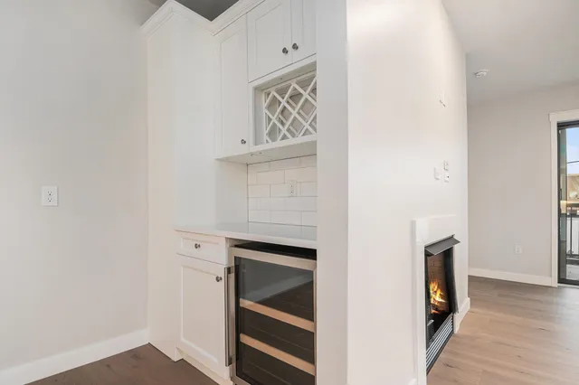 $739,000 | 201 South Bend Avenue, South Bend, IN 46637