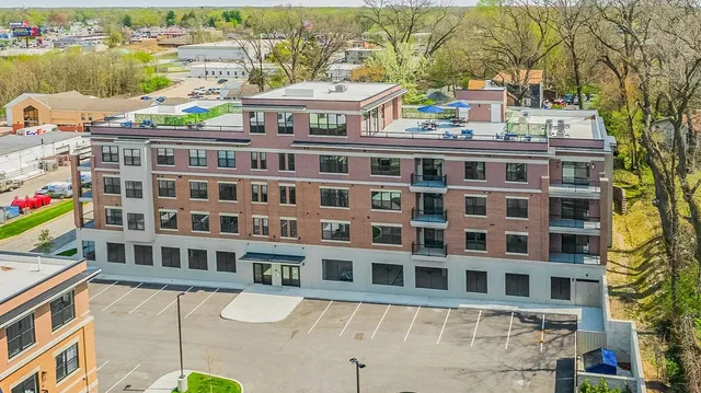 $739,000 | 201 South Bend Avenue, South Bend, IN 46637