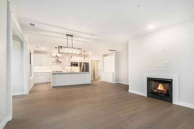 $739,000 | 201 South Bend Avenue, South Bend, IN 46637