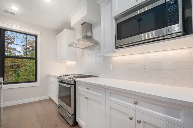 $739,000 | 201 South Bend Avenue, South Bend, IN 46637