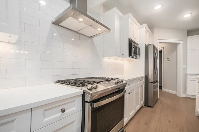 $739,000 | 201 South Bend Avenue, South Bend, IN 46637