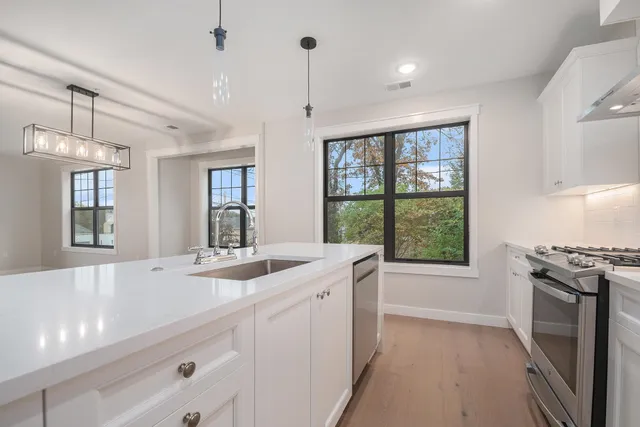 $739,000 | 201 South Bend Avenue, South Bend, IN 46637