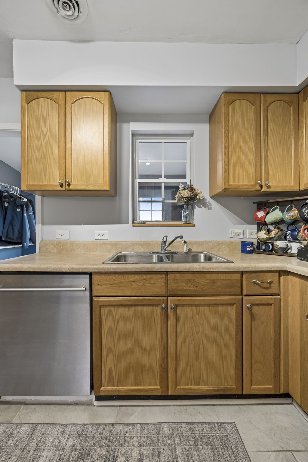 313 Cullum Street Carthage, TN 37030 - Photo 18 of 60 a kitchen with stainless steel appliances granite countertop a sink and cabinets