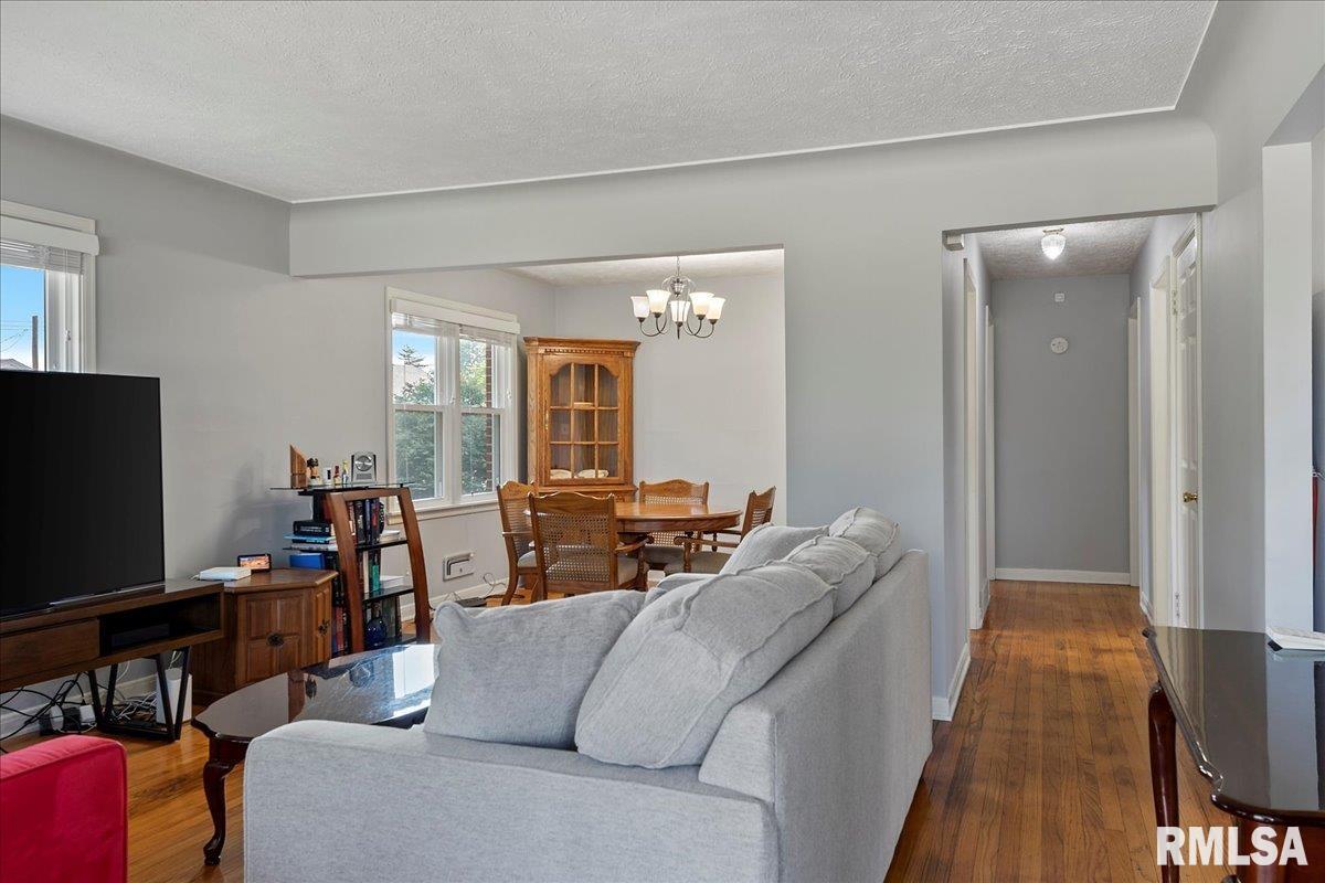 2116 North 5th Street Springfield, IL 62702 - Photo 4 of 28
