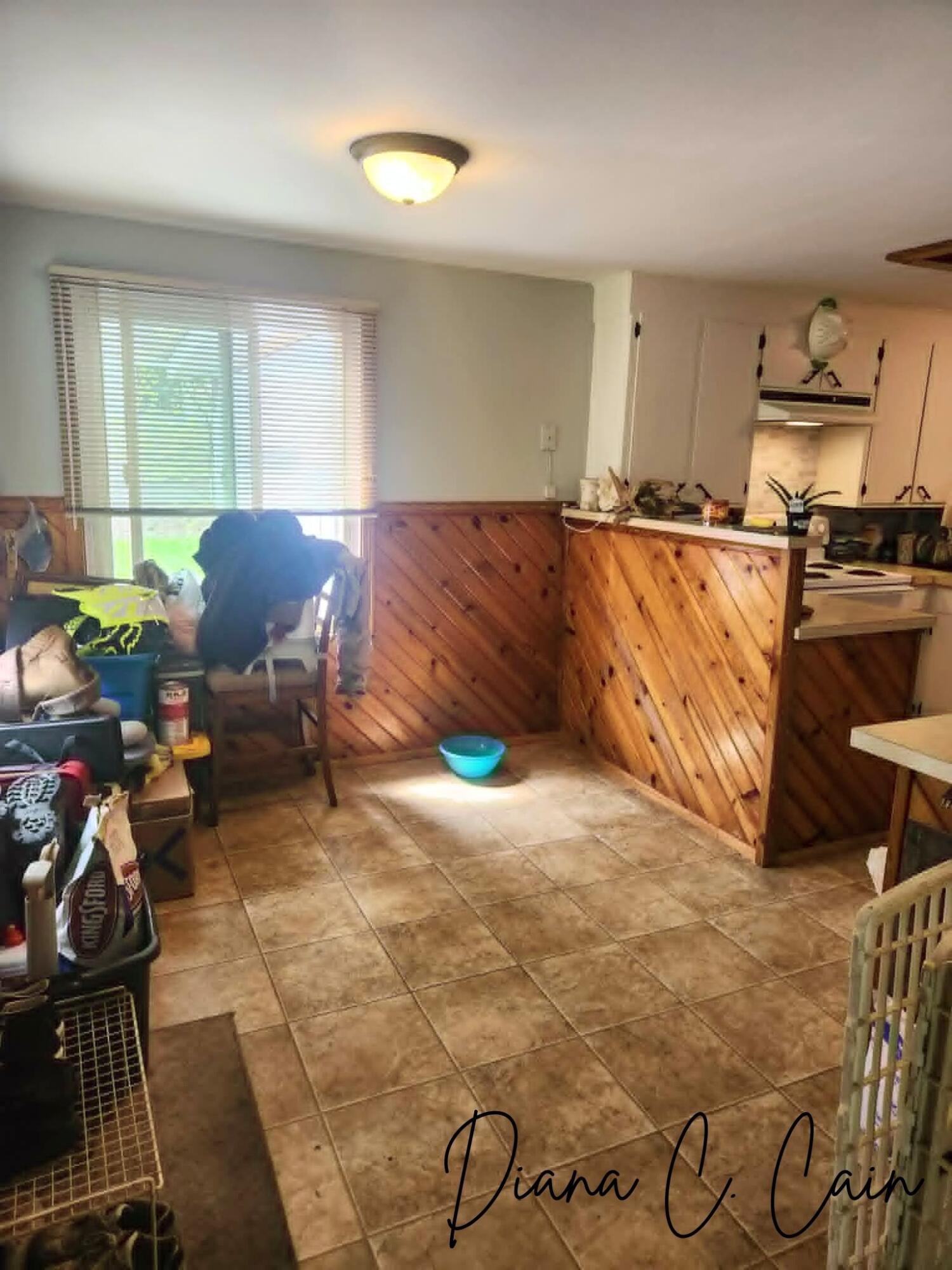 123 Riverside Drive Hart, MI 49420 - Photo 5 of 24 Dining Area