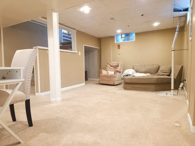 $224,900 | 415 North Stephenson Highway, Royal Oak, MI 48067