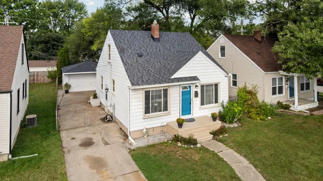 $229,000 | 415 North Stephenson Highway, Royal Oak, MI 48067