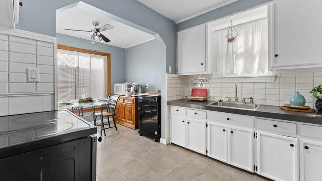 $224,900 | 415 North Stephenson Highway, Royal Oak, MI 48067