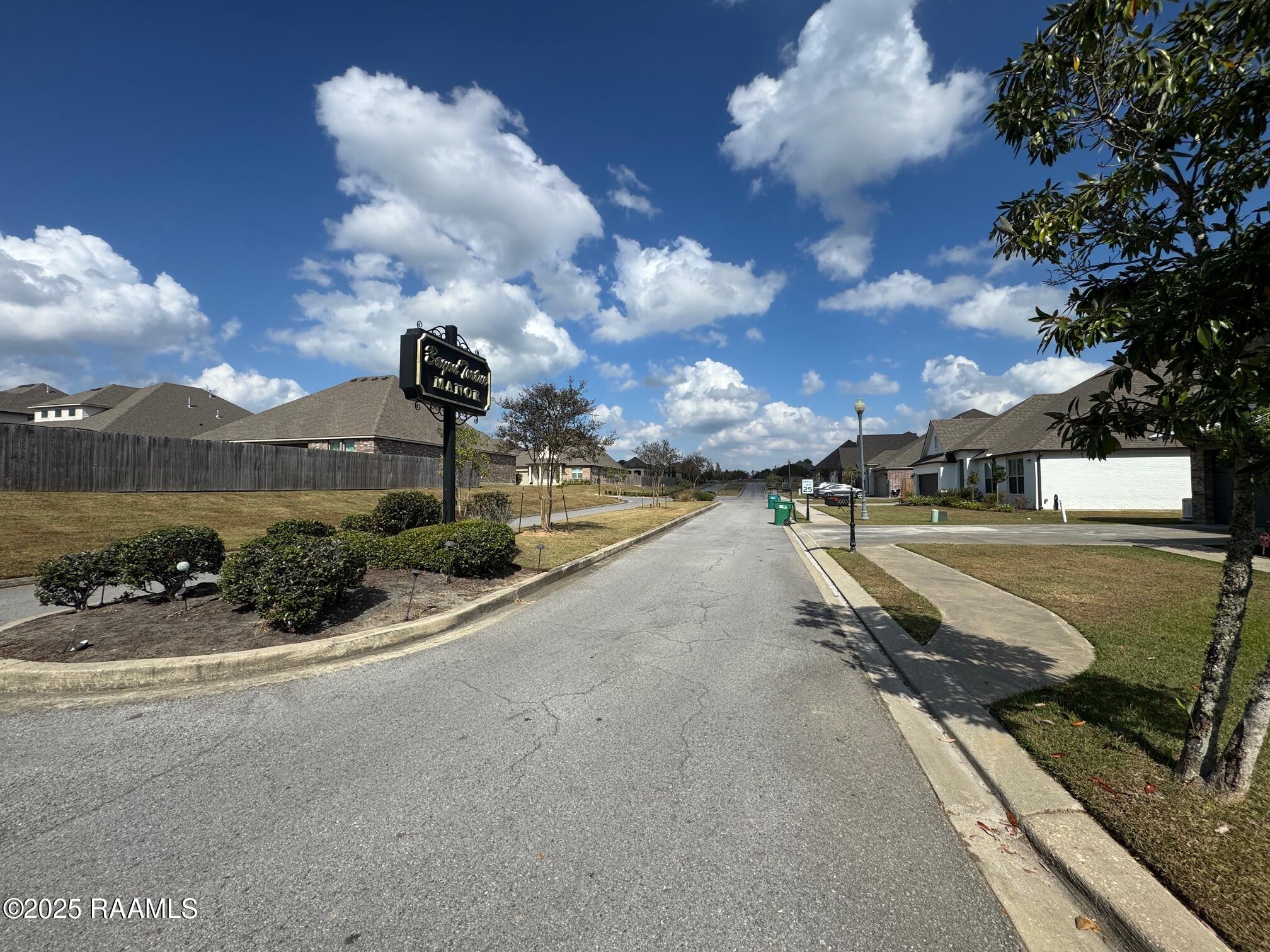 115 Snapping Lane Broussard, LA 70518 - Photo 3 of 4 IMG_9578