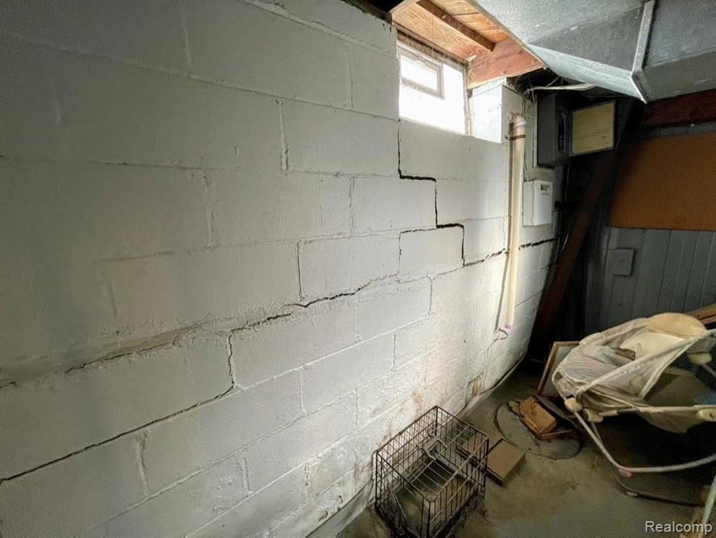 20040 Moross Road Detroit, MI 48224 - Photo 36 of 59