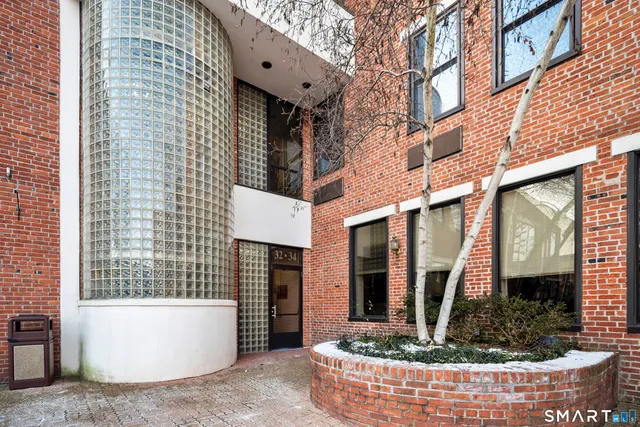 $2,200 | 32 Haviland Street, Unit 308, Norwalk, CT 06854