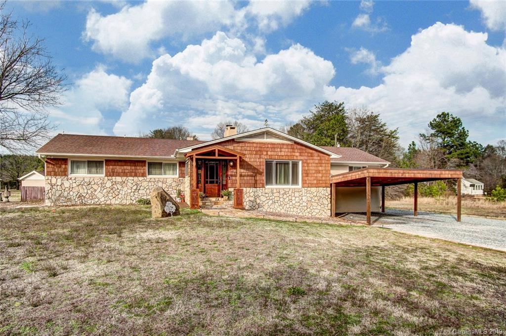 1096 State Rd S-46-151 Clover, SC 29710 - Photo 1 of 36 Gallery Image 1
