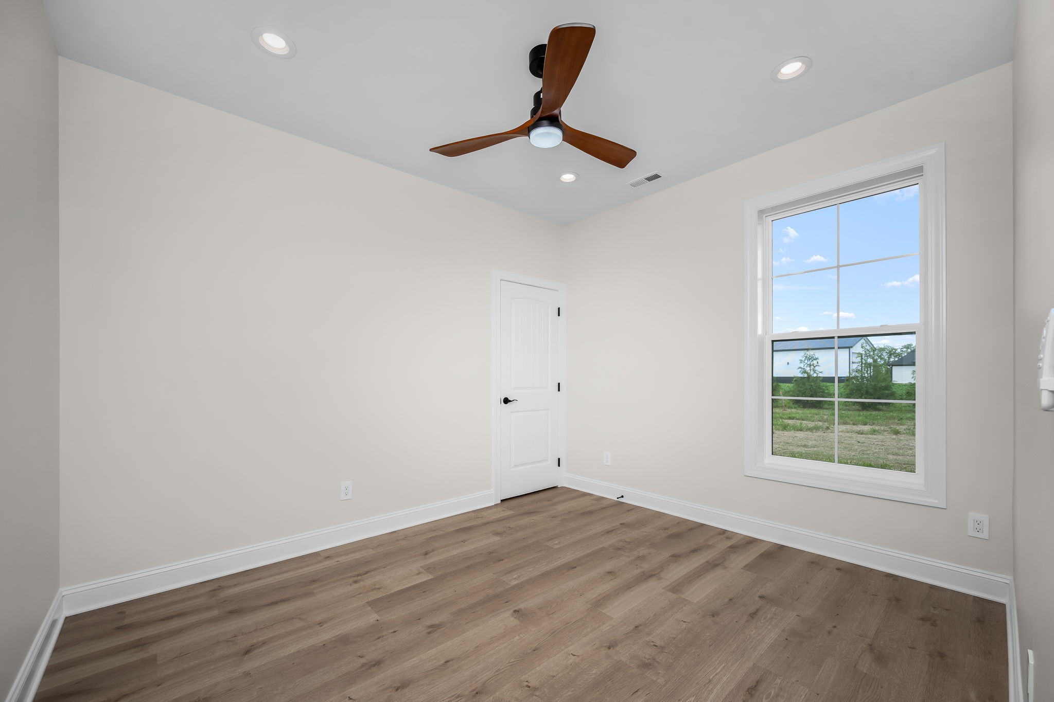 6918 Shelbyville Road Morrison, TN 37357 - Photo 30 of 46