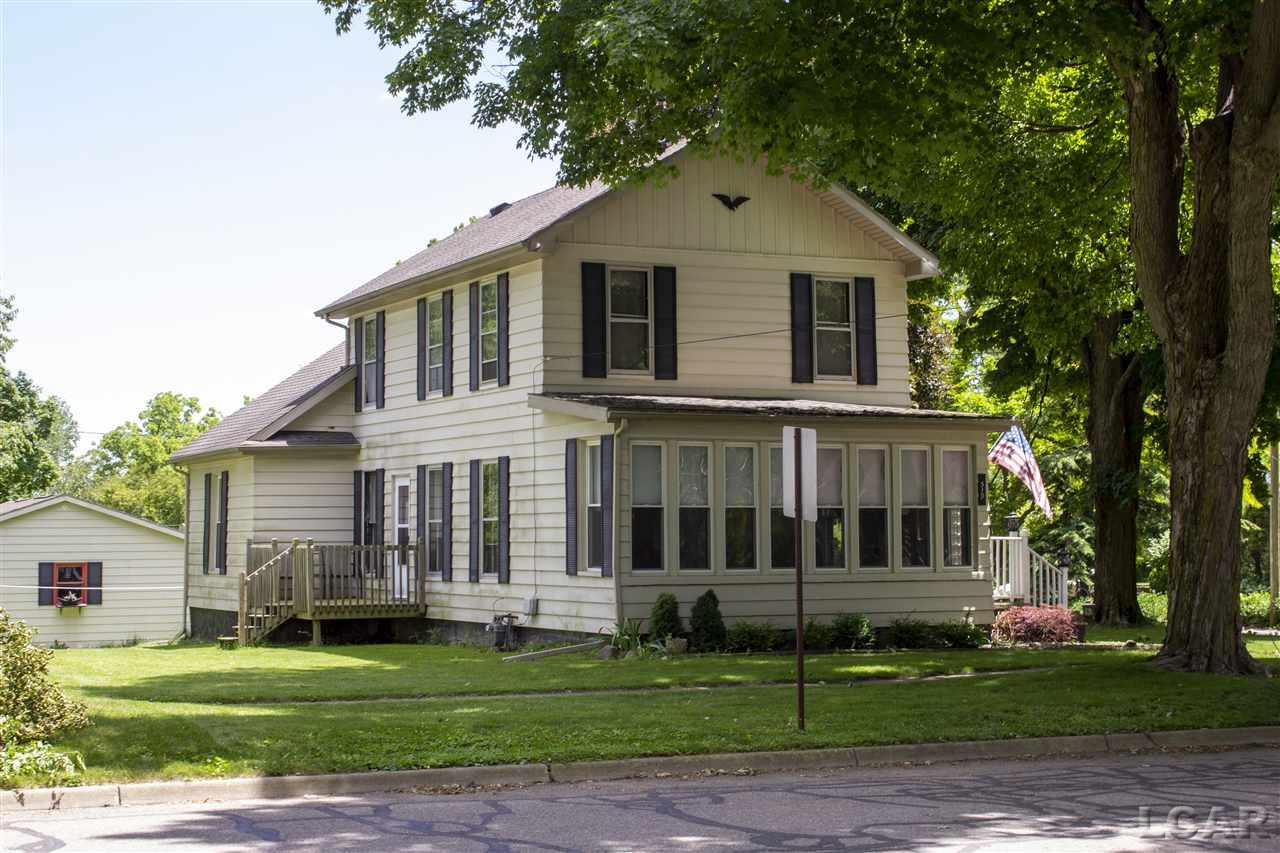 519 Grove Street Hudson, MI 49247 - Photo 2 of 24