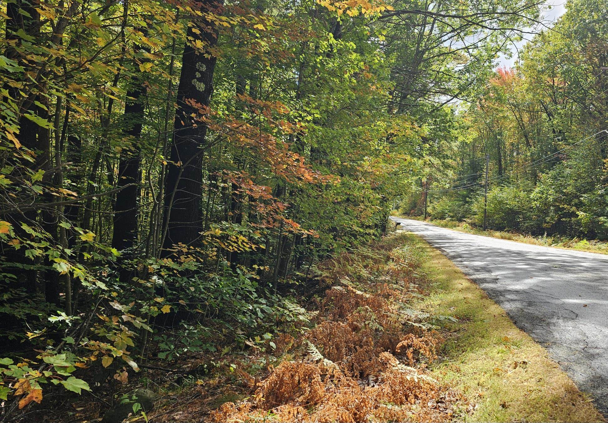 586-c-4 Craney Hill Road Henniker, NH 03242 - Photo 3 of 5