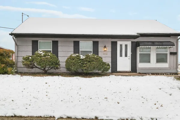 $1,900 | 22102 Hawthorne Way, Richton Park, IL 60471