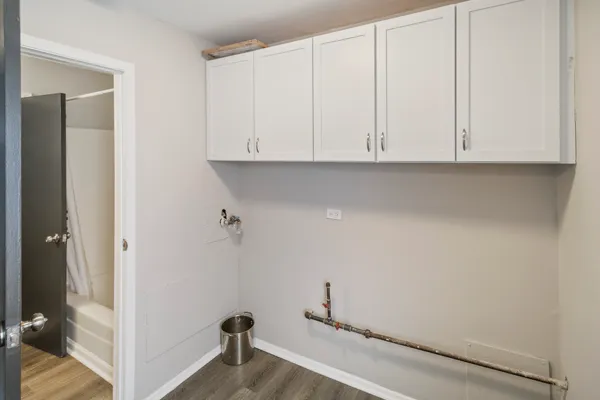 $1,900 | 22102 Hawthorne Way, Richton Park, IL 60471
