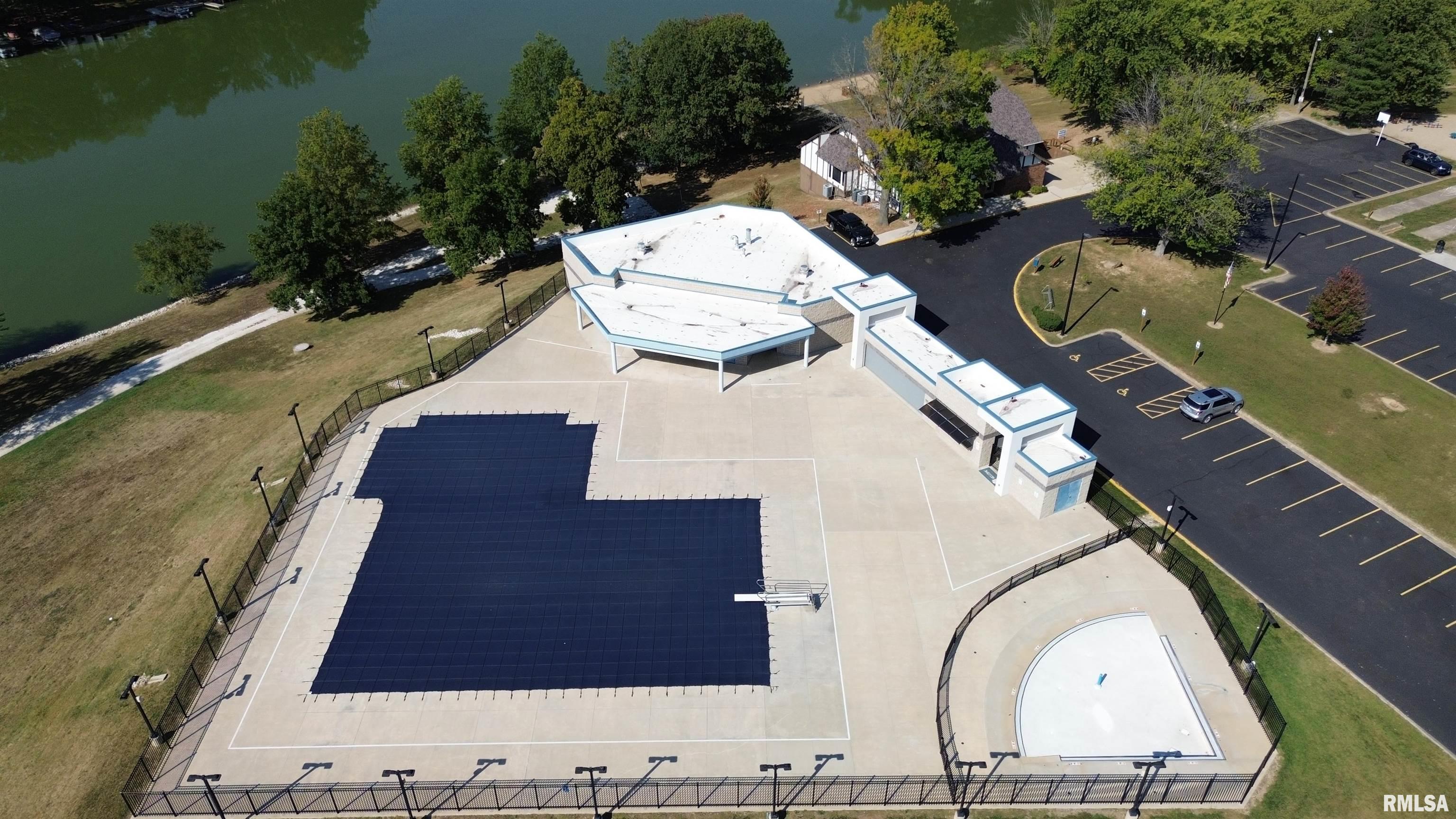 409 West Lake Camelot Drive Mapleton, IL 61547 - Photo 25 of 36