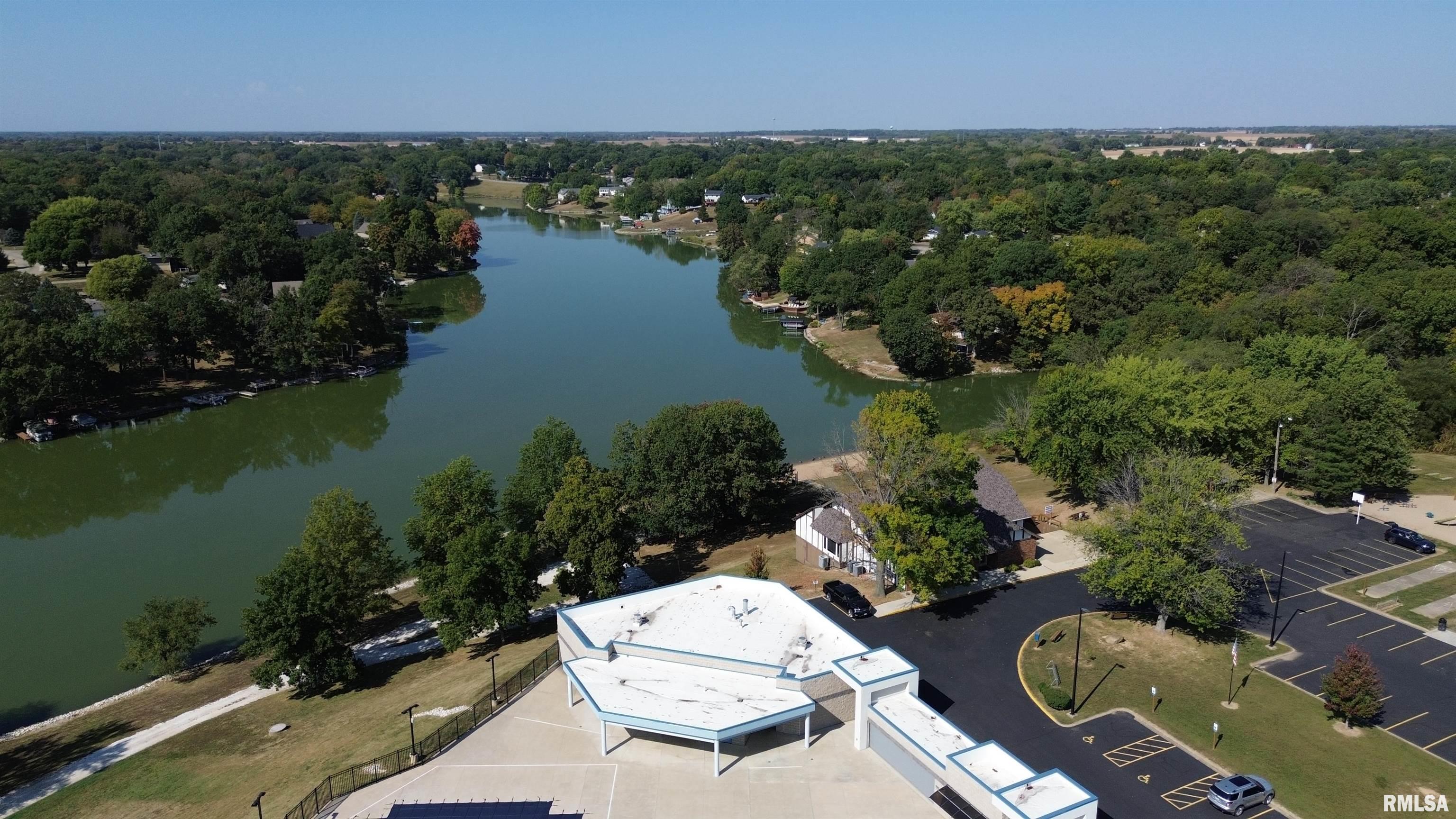 409 West Lake Camelot Drive Mapleton, IL 61547 - Photo 26 of 36