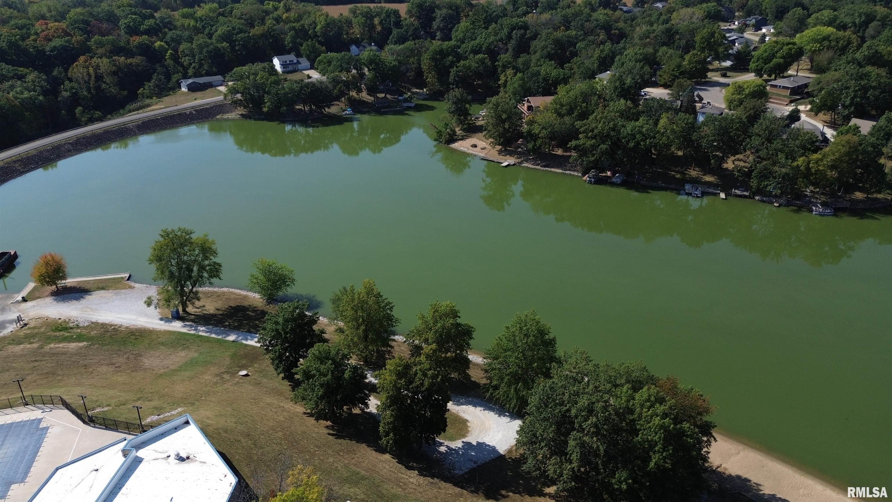 409 West Lake Camelot Drive Mapleton, IL 61547 - Photo 32 of 36