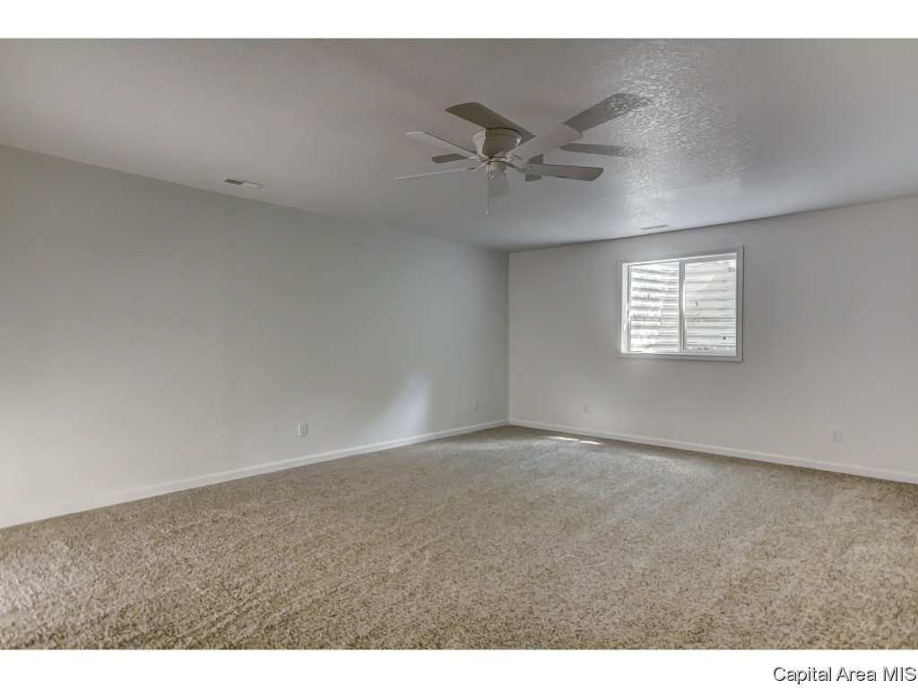 748 Shoshoni Drive Springfield, IL 62711 - Photo 24 of 36