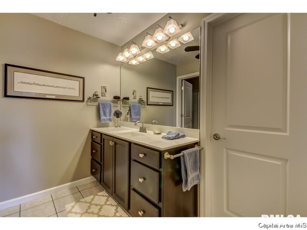 748 Shoshoni Drive Springfield, IL 62711 - Photo 31 of 36
