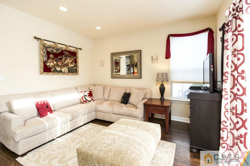 4 Sheraton Colts Neck Colts Neck, NJ 07722 - Photo 12 of 25 Gallery Image 12
