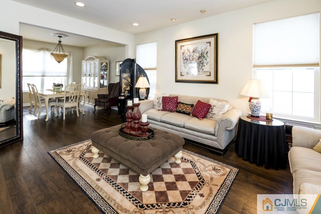 4 Sheraton Colts Neck Colts Neck, NJ 07722 - Photo 3 of 25 Gallery Image 3