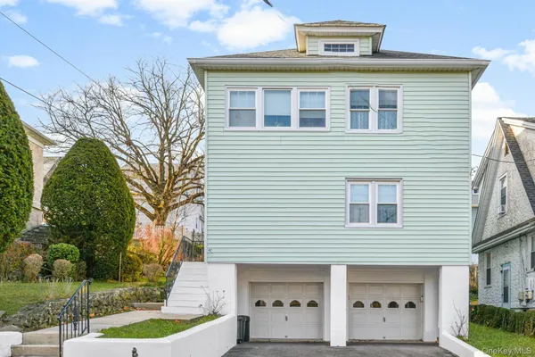 $799,900 | 42 Crestview Street, New Rochelle, NY 10801