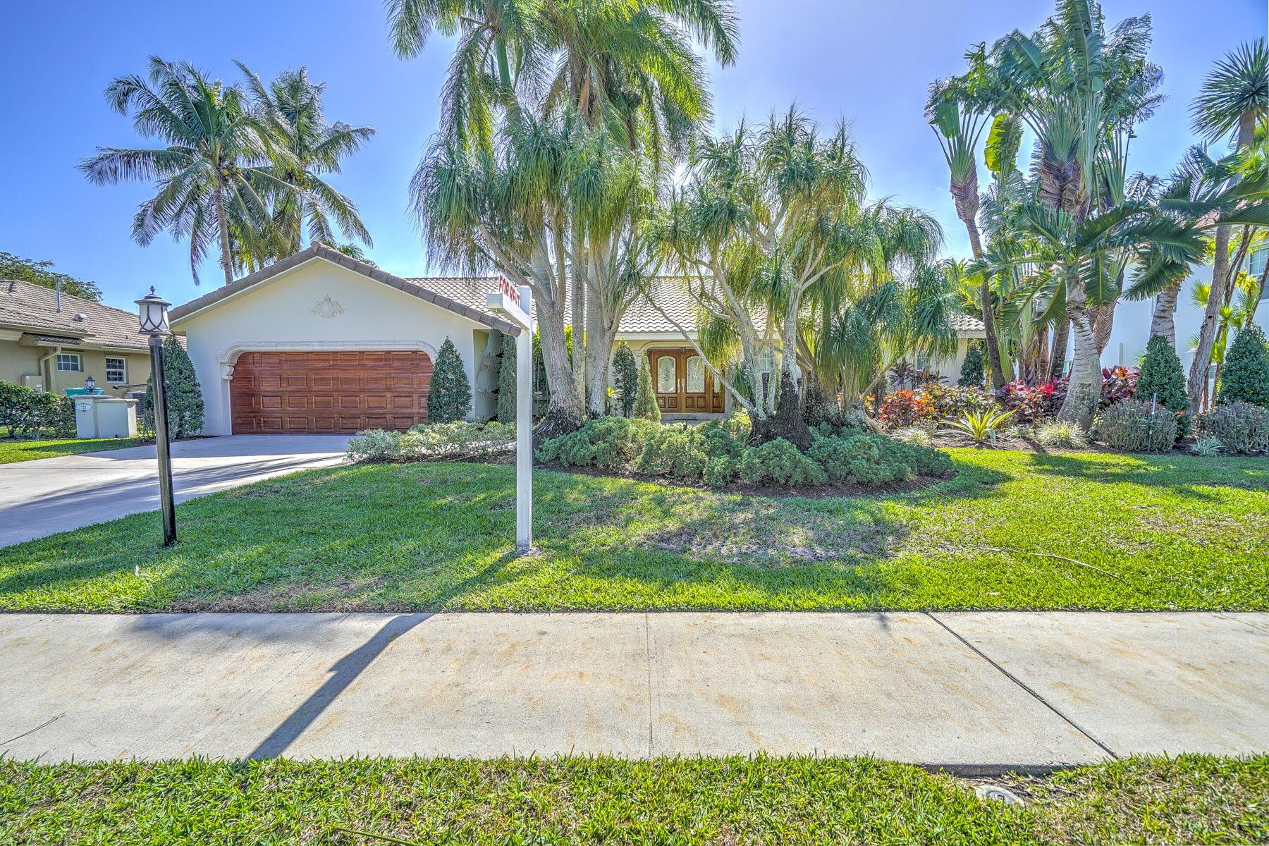 752 Southwest 36th Avenue Delray Beach, FL 33445 - Photo 1 of 40 Primary photo752-36Ave-01