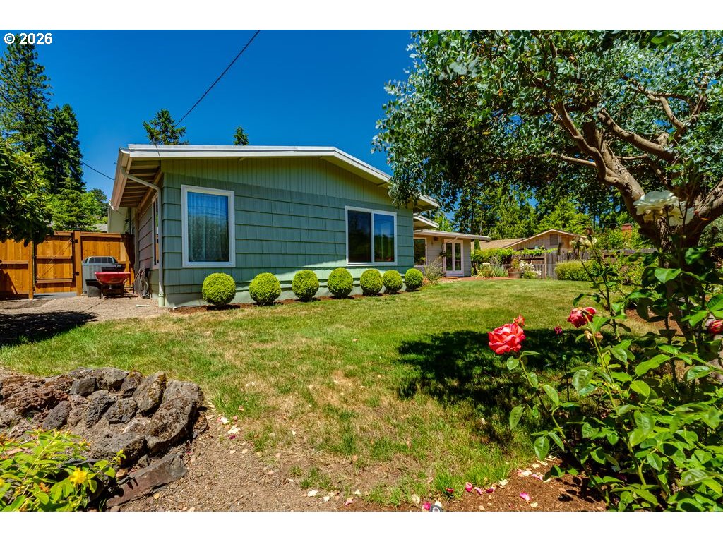 4355 Pearl Street Eugene, OR 97405 - Photo 44 of 47