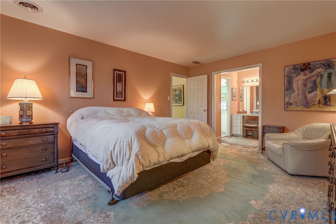 8623 Brown Summit Road North Chesterfield, VA 23235 - Photo 26 of 43 Primary bedroom on 2nd floor with attached bathroo