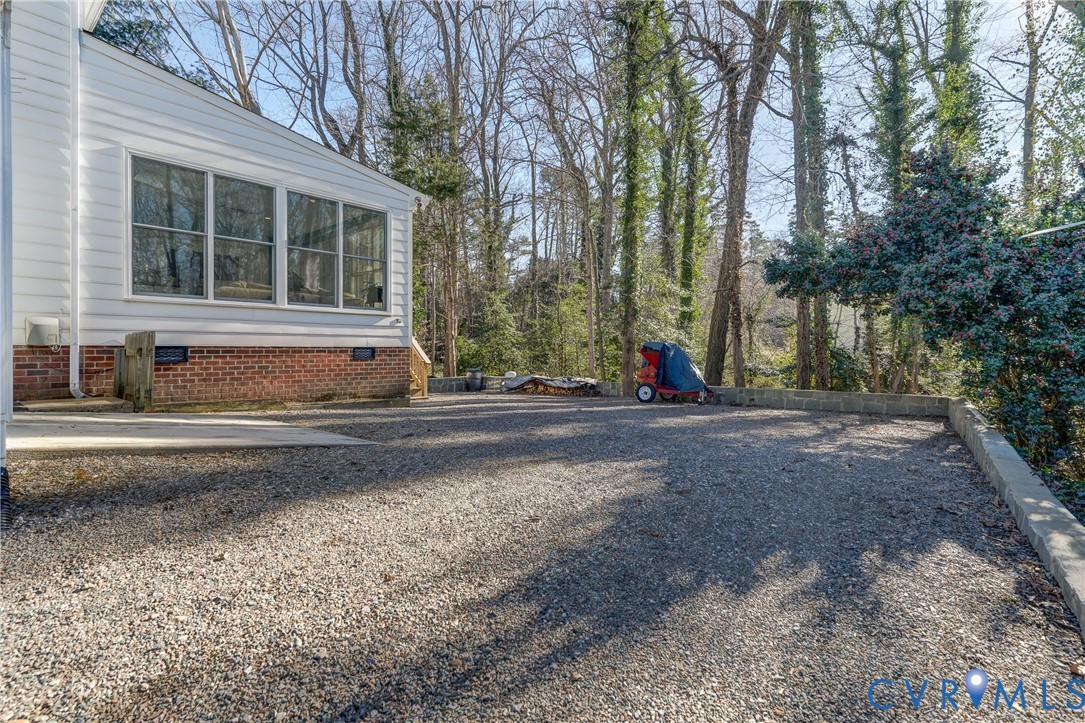 8623 Brown Summit Road North Chesterfield, VA 23235 - Photo 35 of 43 Gallery Image 35