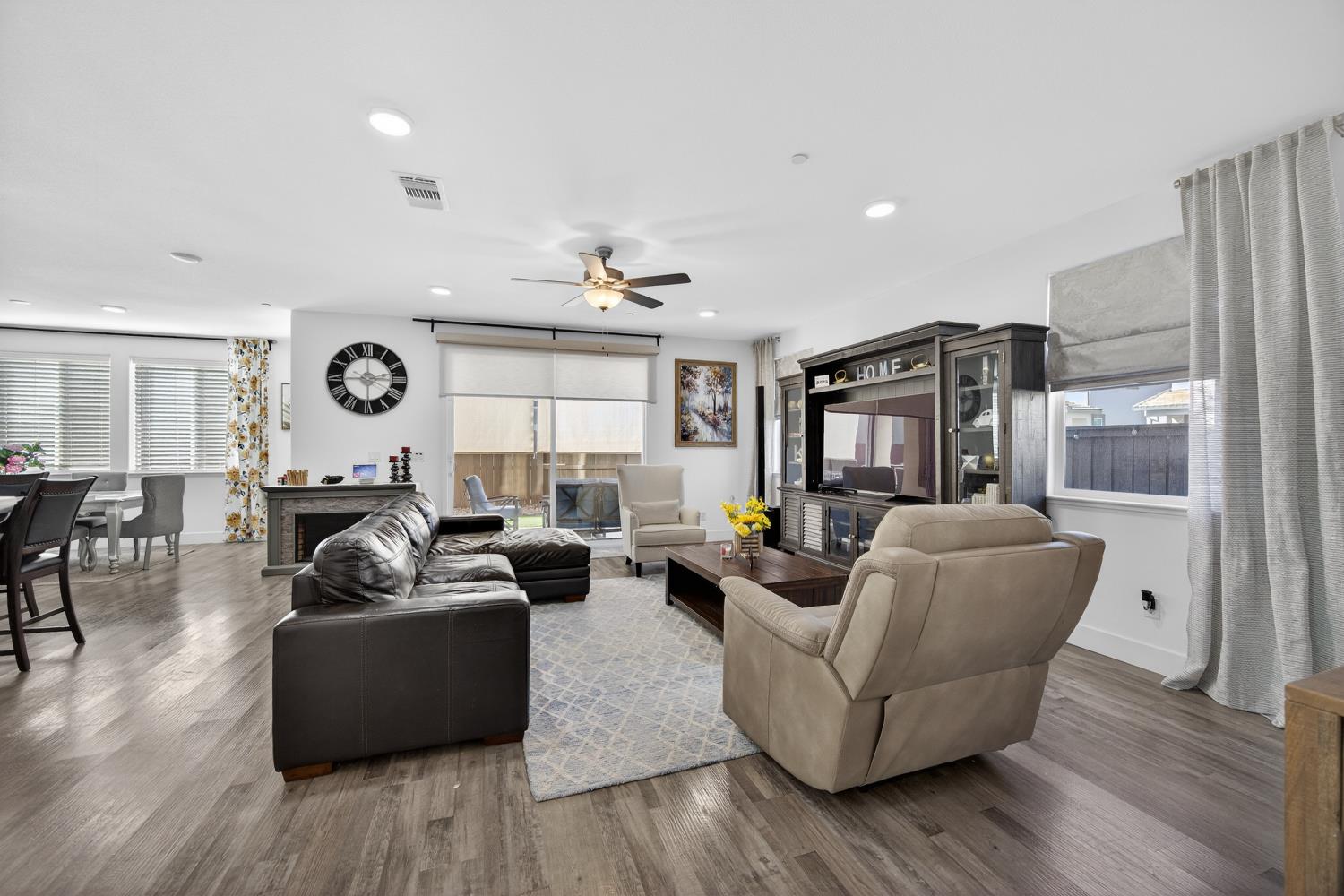 10070 Sea Turtle Street Elk Grove, CA 95757 - Photo 14 of 57