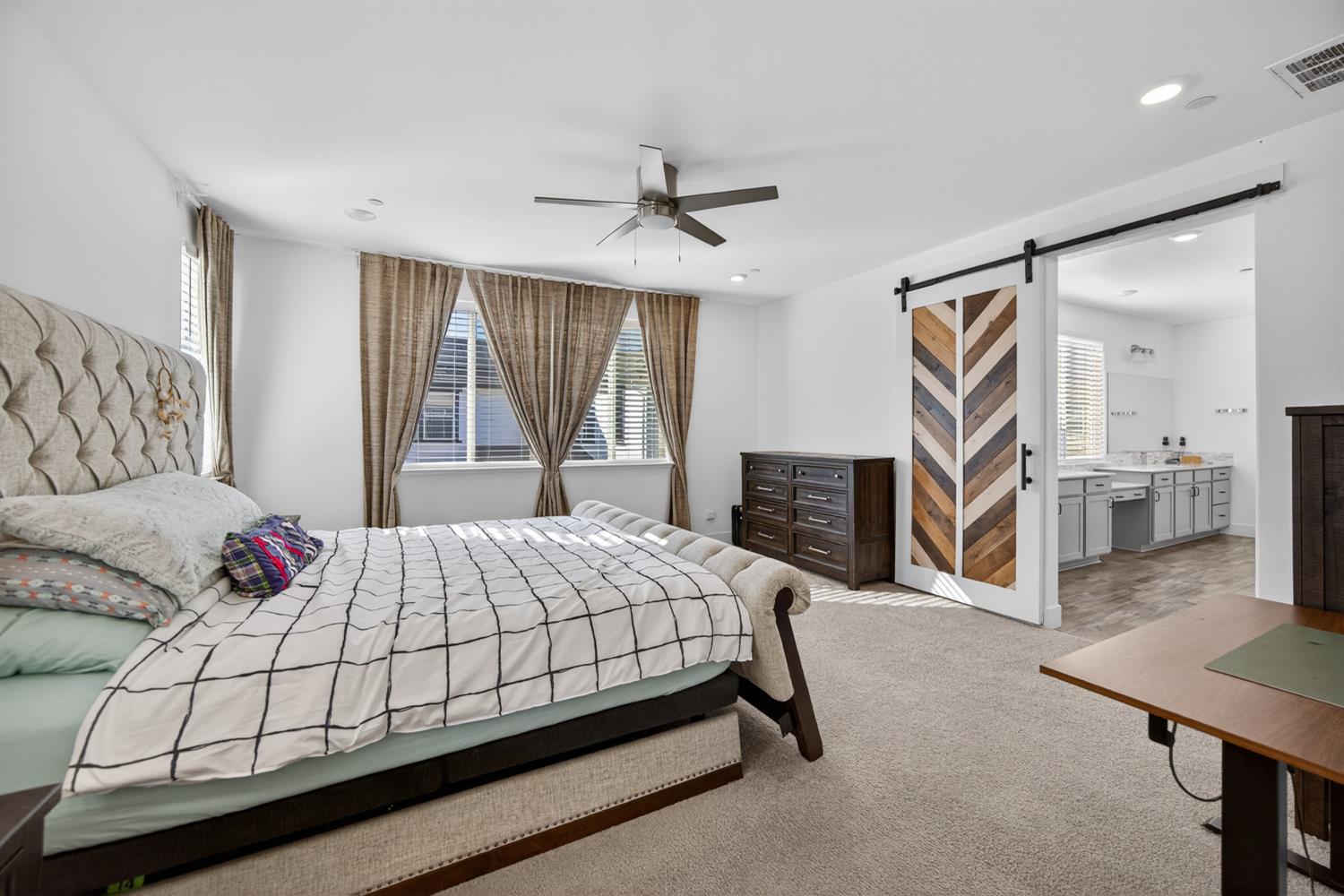 10070 Sea Turtle Street Elk Grove, CA 95757 - Photo 26 of 57