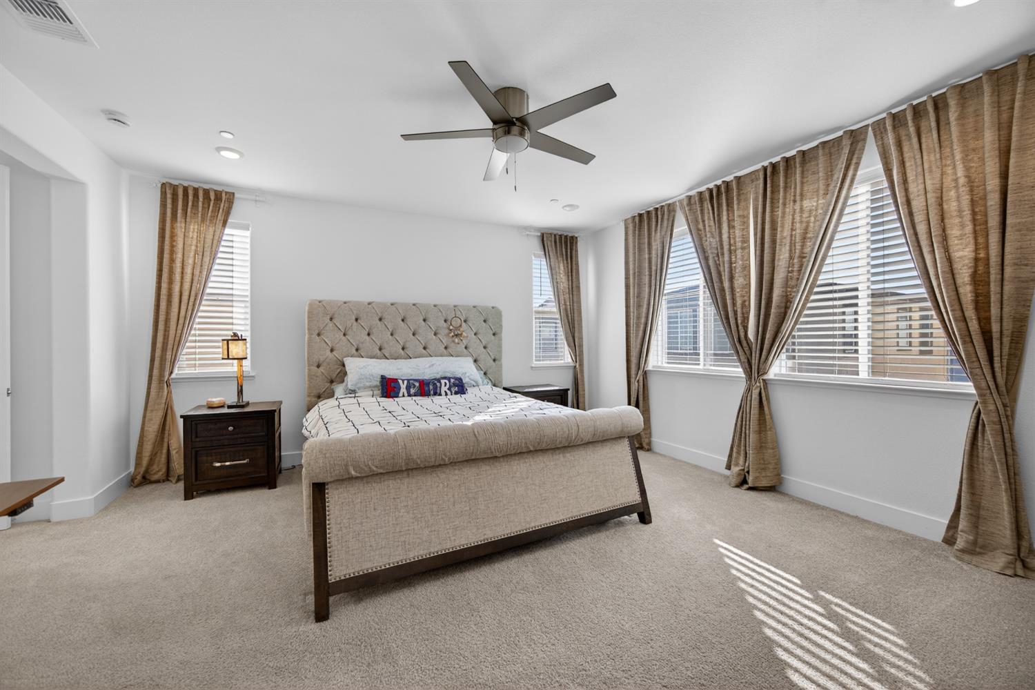 10070 Sea Turtle Street Elk Grove, CA 95757 - Photo 28 of 57