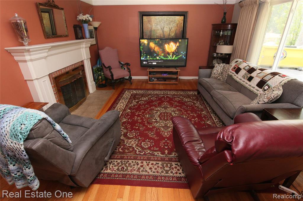 483 Rochdale Drive South Rochester Hills, MI 48309 - Photo 11 of 36