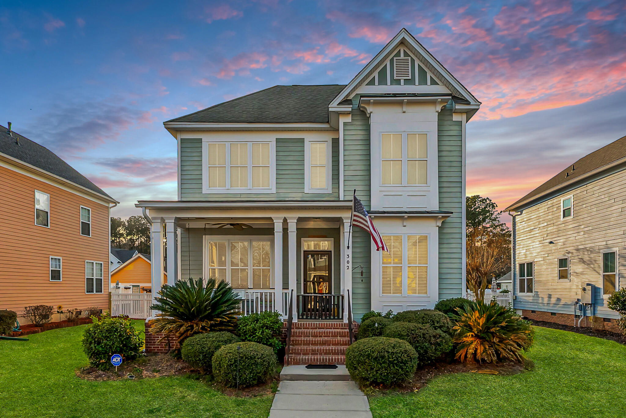 302 Hydrangea Street Summerville, SC 29483 - Photo 9 of 67